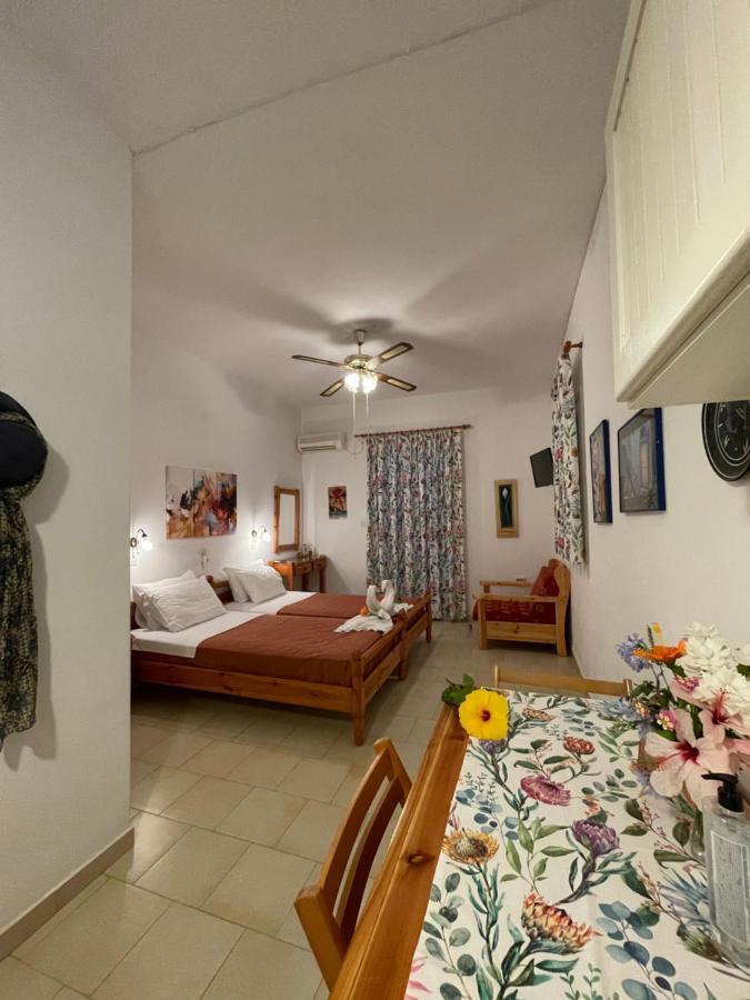 Villa Gelly'S Studios Aliki  Bagian luar foto